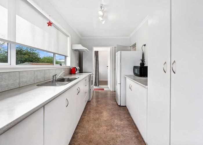  at 4 Manuka Terrace, Mangakino
