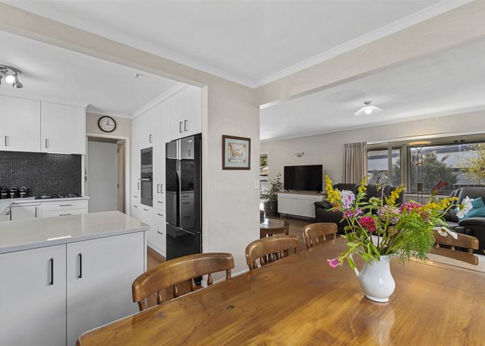  at 126 Waihi Road, Judea, Tauranga