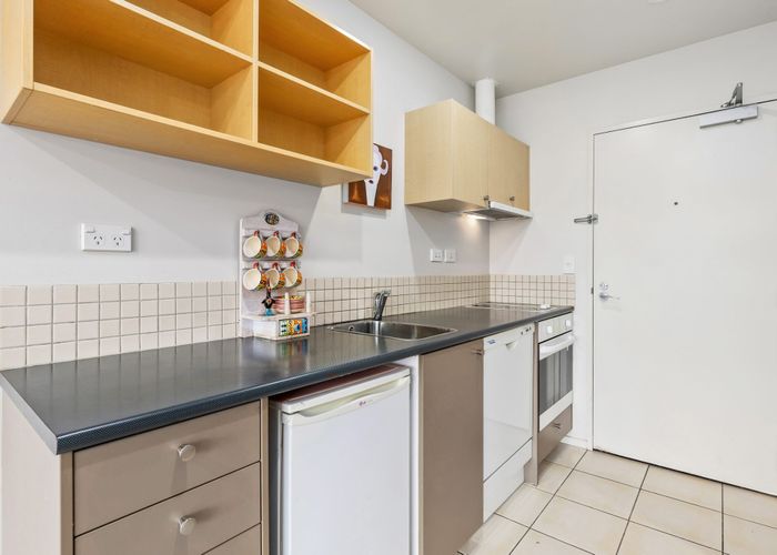  at A27/210 Dairy Flat Highway, Albany, North Shore City, Auckland
