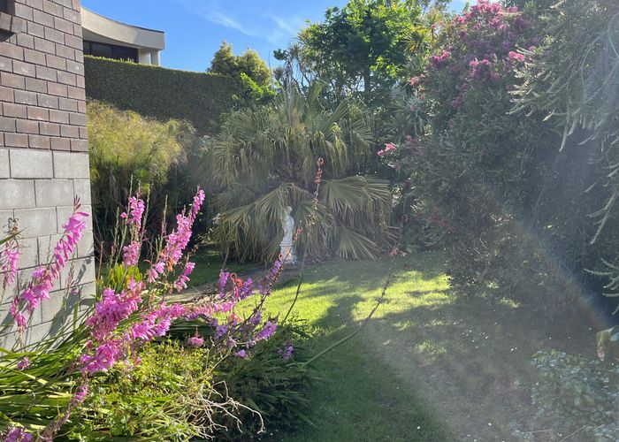  at 1/7 Waterford Way, Beachlands, Auckland