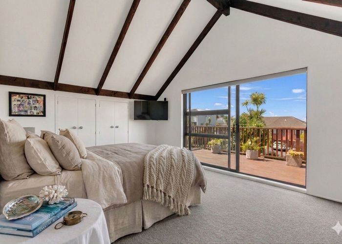  at 1/4 Ceramco Place, Torbay, North Shore City, Auckland