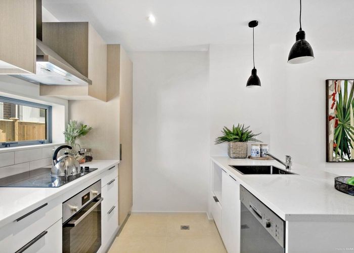  at 3/2B Walsall Street, Avondale, Auckland City, Auckland