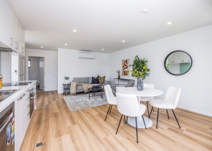 at 52D Lauderdale Road, Birkdale, North Shore City, Auckland