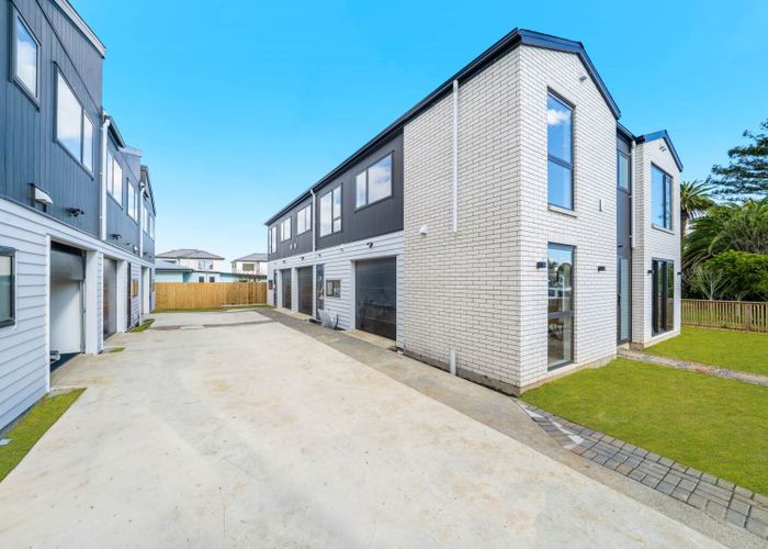  at Lot 2/22 Walmsley Road, Mangere, Manukau City, Auckland