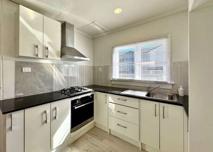  at 43 Scotts Road, Manurewa, Manukau City, Auckland