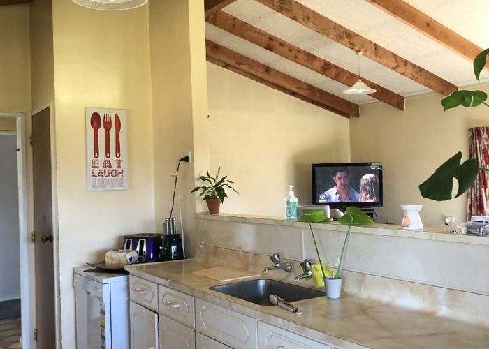  at 17 Hokio Sand Road, Hokio Beach, Levin