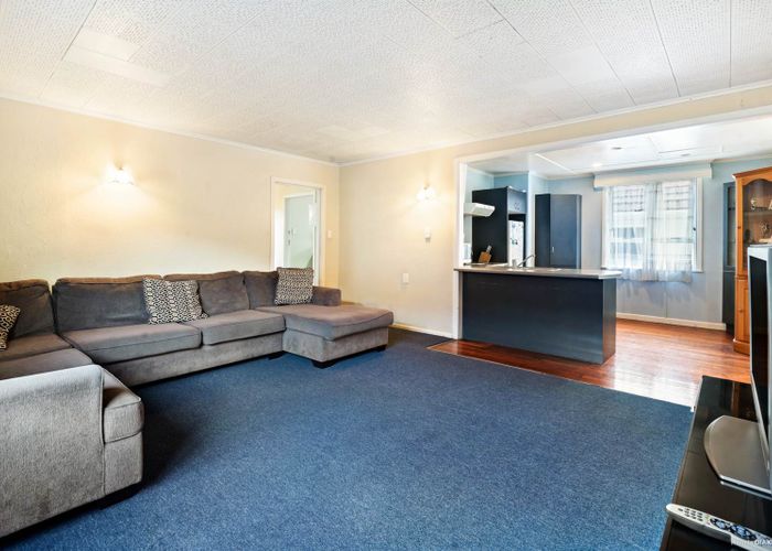  at 76 Tui Road, Papatoetoe, Auckland