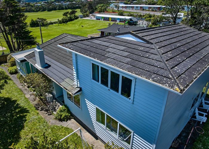  at 18 Robert Street, Newlands, Wellington, Wellington