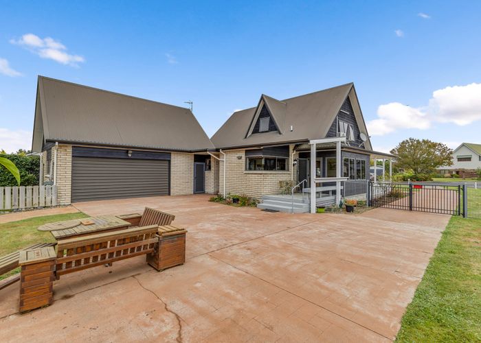  at 8 Grace Avenue, Te Aroha, Matamata-Piako, Waikato