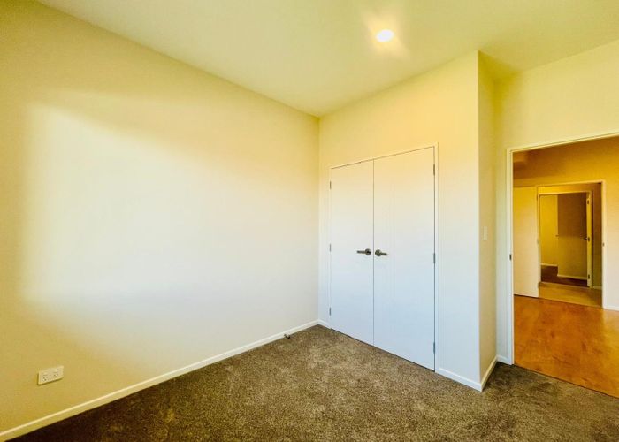  at 1/72 Koromeke Street, Flat Bush, Manukau City, Auckland