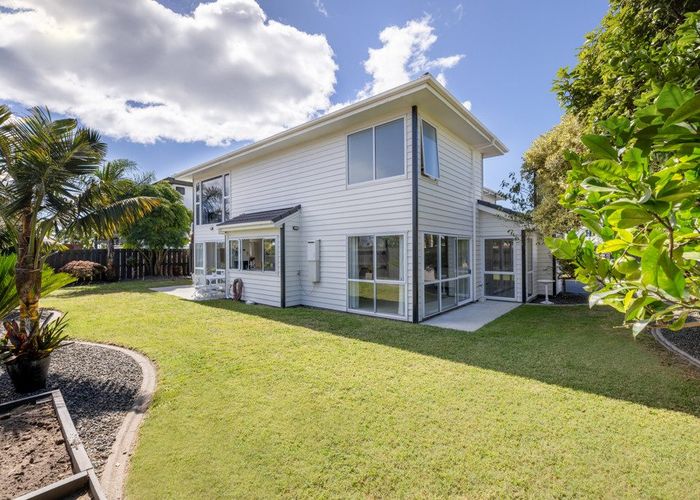  at 6 Palm Beach Boulevard, Papamoa Beach, Papamoa