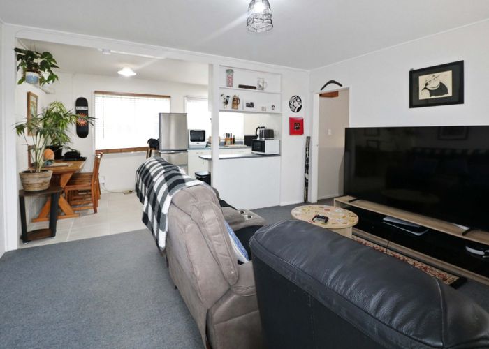  at 121C Bell Road, Waiwhetu, Lower Hutt, Wellington