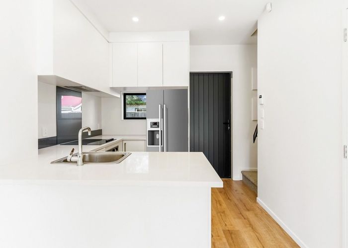  at 9/54 Swanson Road, Henderson, Auckland