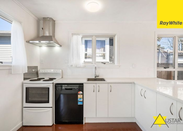  at 139 Rathgar Road, Henderson, Henderson, Waitakere City, Auckland