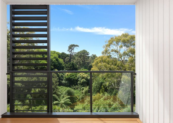  at 3/10B Huka Road, Birkenhead, North Shore City, Auckland