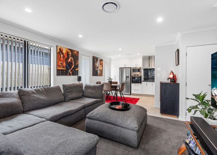  at 7 Pense Place, Papamoa