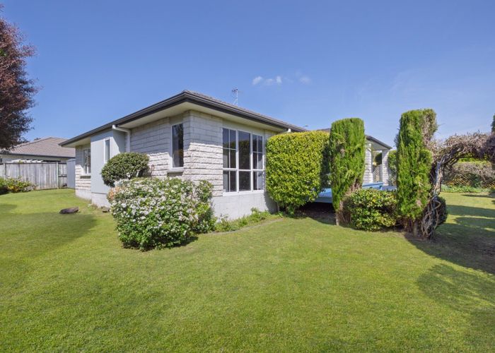  at 42 Sterling Gate Drive, Bethlehem, Tauranga