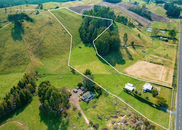  at 302 Whangamata Road, Kinloch, Taupo