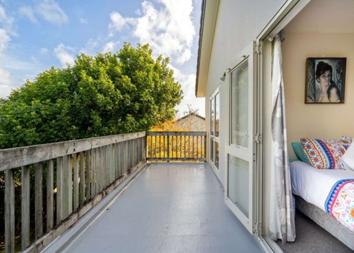 at 2/51 Fields Parade, Oteha, North Shore City, Auckland