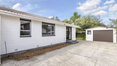  at 2/18 Kawau Crescent, Bromley, Christchurch