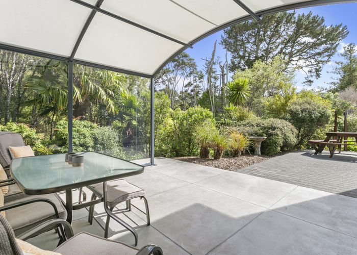  at 11 Amber Glen, Albany, Auckland