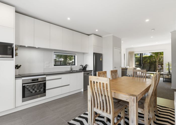  at 17a Melling Street, Glen Innes, Auckland City, Auckland
