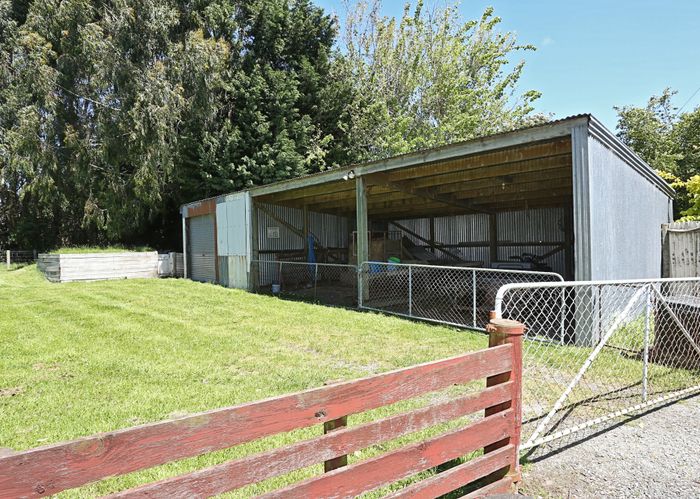  at 322 Mcivor Road, Myross Bush