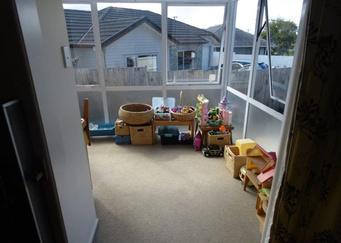  at 11 Ward Crescent, Te Atatu Peninsula, Waitakere City, Auckland