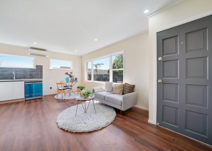  at 3/49 Clendon Avenue, Papatoetoe, Auckland