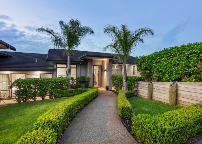  at 14 Regis Lane, Flat Bush, Auckland