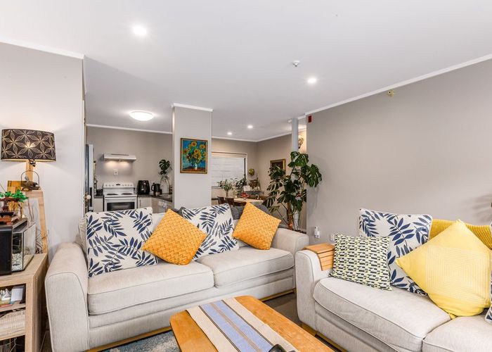  at 1/7 Raroa Road, Lower Hutt, Lower Hutt, Wellington