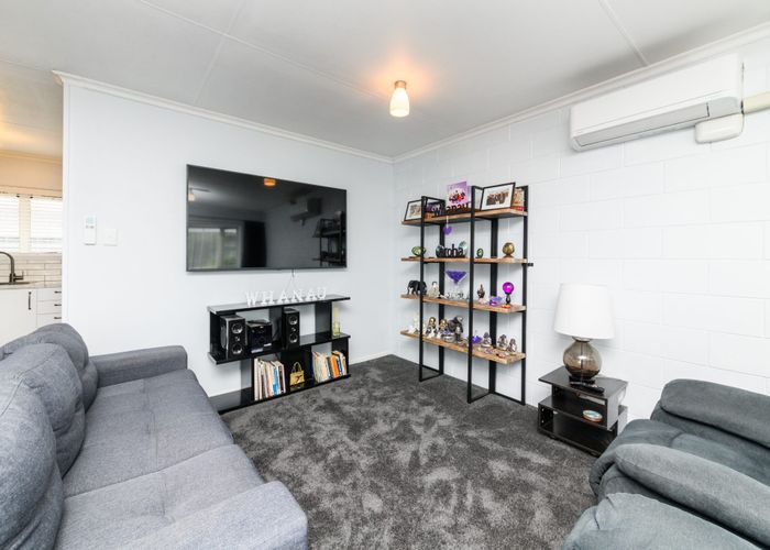  at 2/297 Ruahine Street, Terrace End, Palmerston North