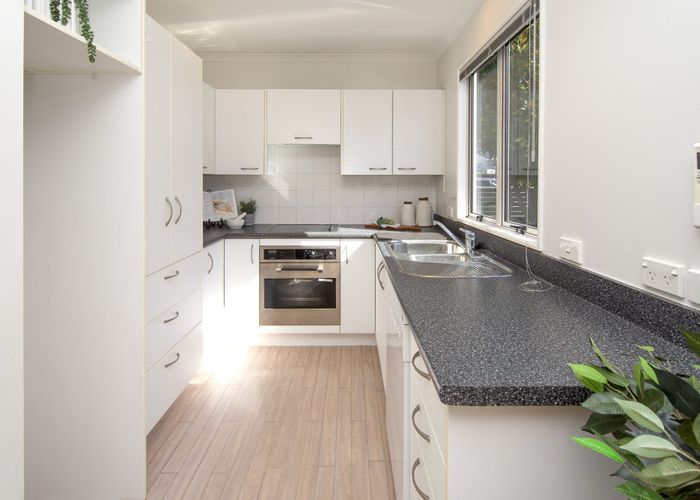  at 27 James Street, Redcliffs, Christchurch
