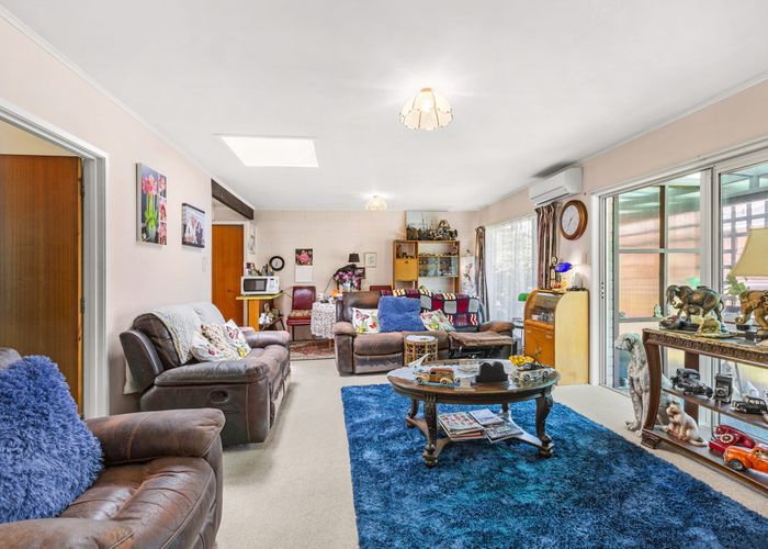  at 12 John Street, Raglan, Raglan