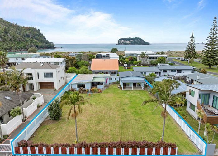  at 1002 Port Road, Whangamatā