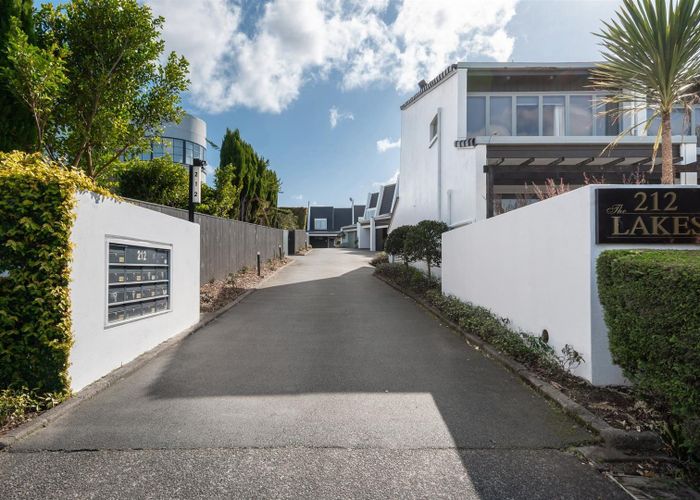  at 13/212 Hurstmere Road, Takapuna, North Shore City, Auckland