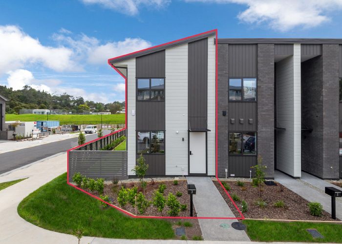  at 3 Wakaturia Way, Glenfield, North Shore City, Auckland