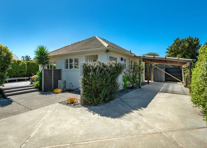  at 12 Effingham Street, North New Brighton, Christchurch City, Canterbury
