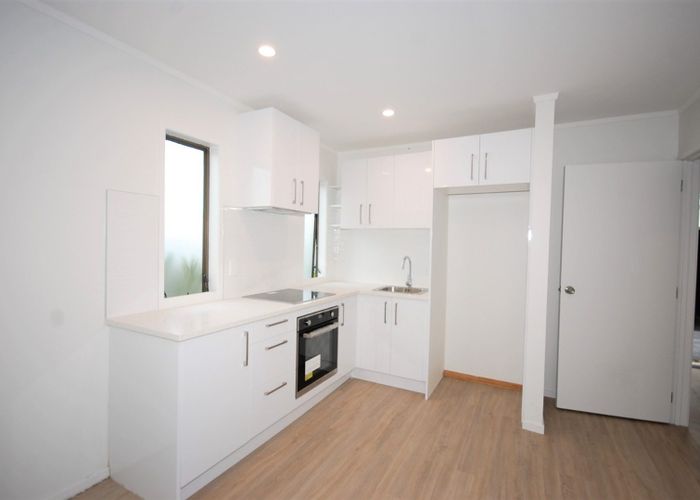  at 2 Pohutukawa Place, Ellerslie, Auckland City, Auckland