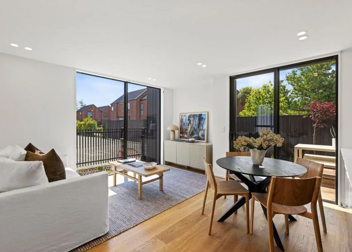  at 1/60 Innes Road, St Albans, Christchurch