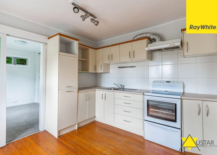 at 54 Takahe Road, Titirangi, Auckland