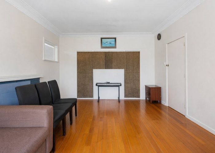  at 42 Coxhead Road, Manurewa, Manukau City, Auckland