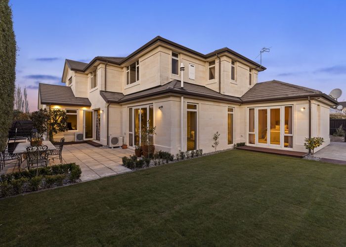  at 68 Willowview Drive, Redwood, Christchurch City, Canterbury