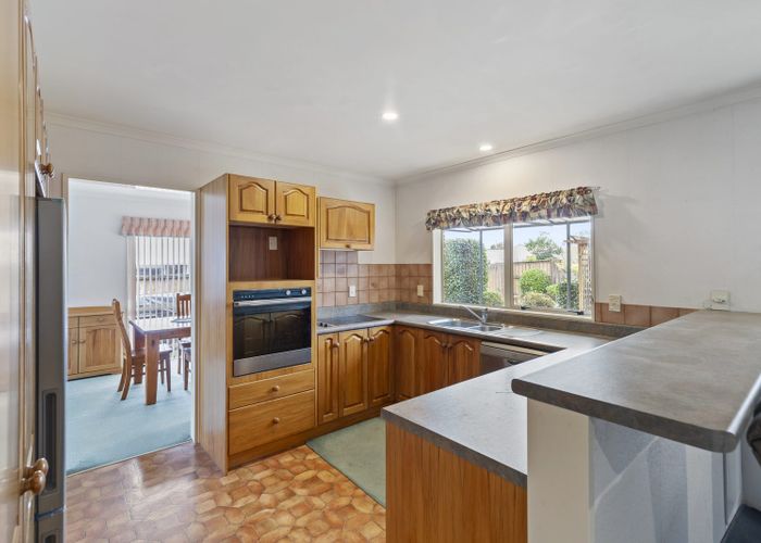  at 4 Maahutaupeke Place, Saint Andrews, Hamilton, Waikato