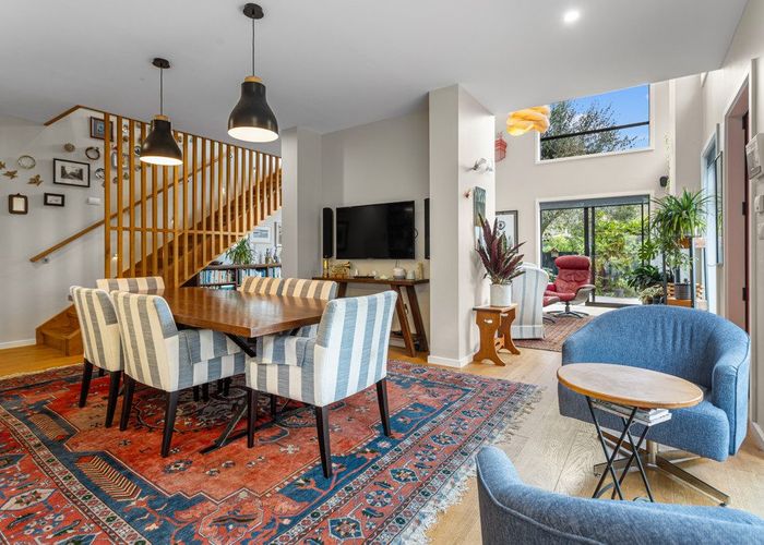  at 71 Bay View Road, Redcliffs, Christchurch City, Canterbury