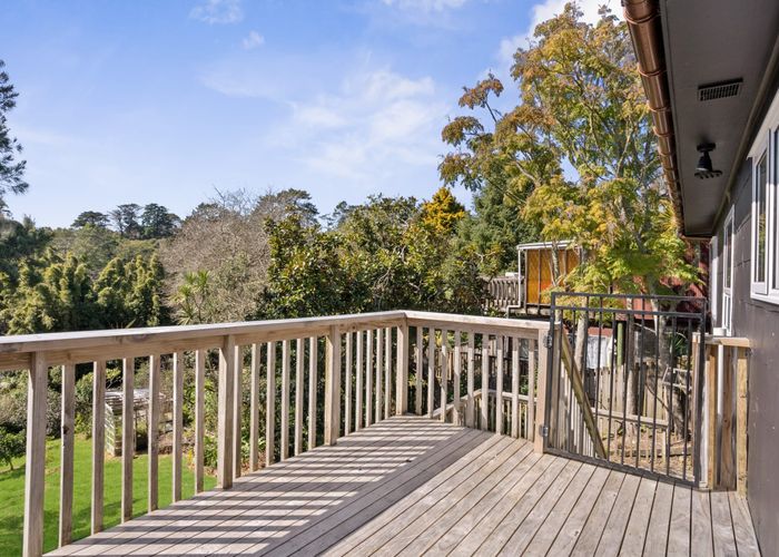  at 110 Candia Road, Henderson Valley, Auckland