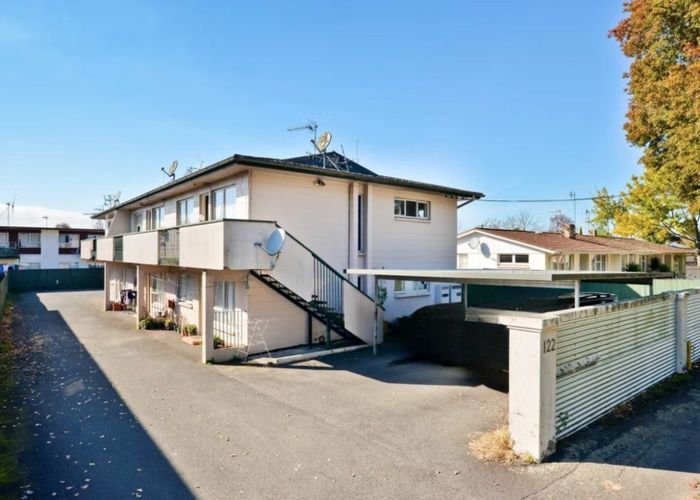  at 5/122 Firth Street, Hamilton East, Hamilton, Waikato