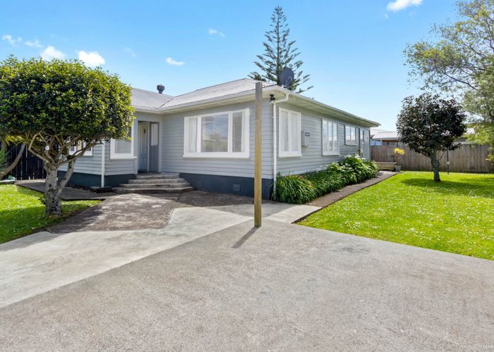  at 1/37 Garelja Road, Henderson, Auckland