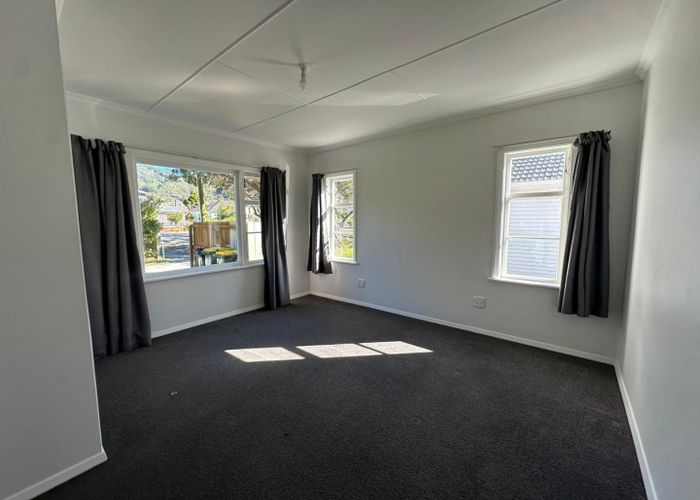  at 28 Wainuiomata Road, Wainuiomata, Lower Hutt, Wellington