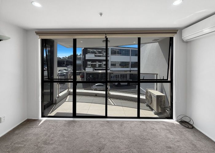  at 2H/175 Hurstmere Road , Takapuna, North Shore City, Auckland